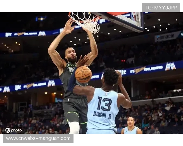 森林狼4人20+轻取灰熊,爱德华兹33分率队豪取4连胜